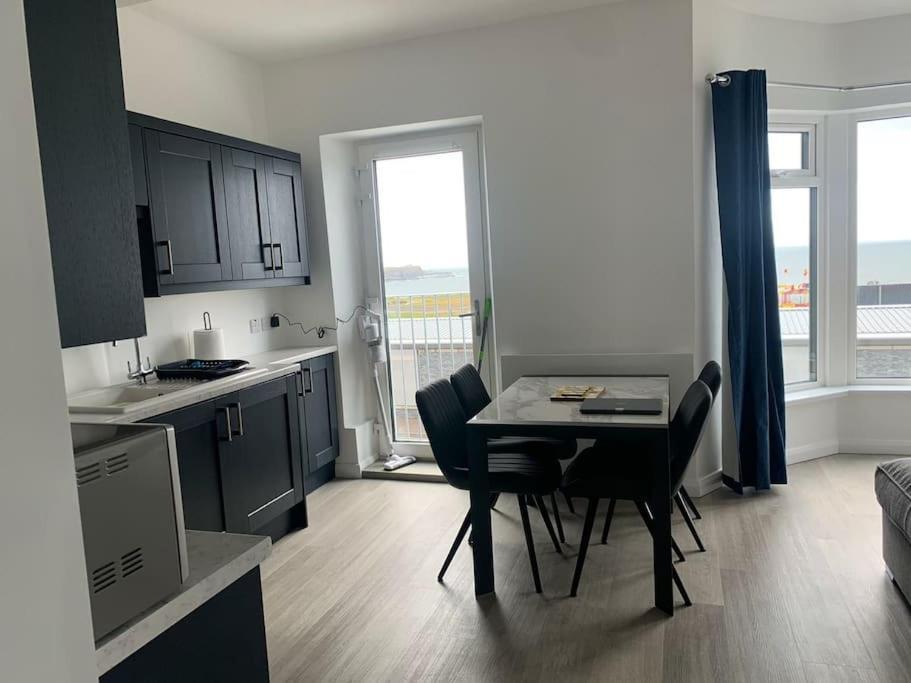 Modern Apartment With Sea Views Portrush Dış mekan fotoğraf
