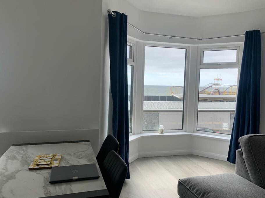 Modern Apartment With Sea Views Portrush Dış mekan fotoğraf
